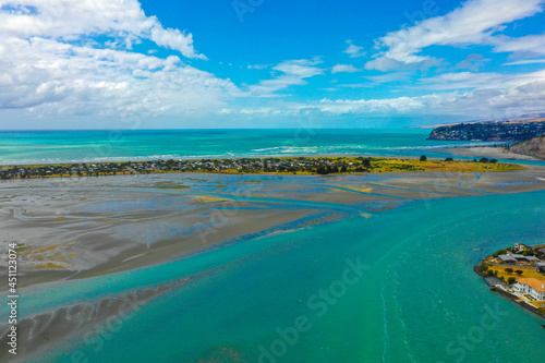 Fototapeta Naklejka Na Ścianę i Meble -  ニュージーランドのクライストチャーチをドローンで撮影した空撮写真 Aerial photo of Christchurch, New Zealand taken by drone.