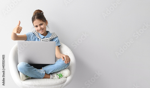 Little programmer with lapt...