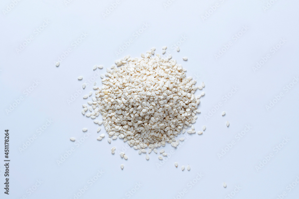 White sesame seeds, Sesamum indicum Satara, Maharashtra, India White sesame seeds, Sesamum indicum Satara, Maharashtra, India