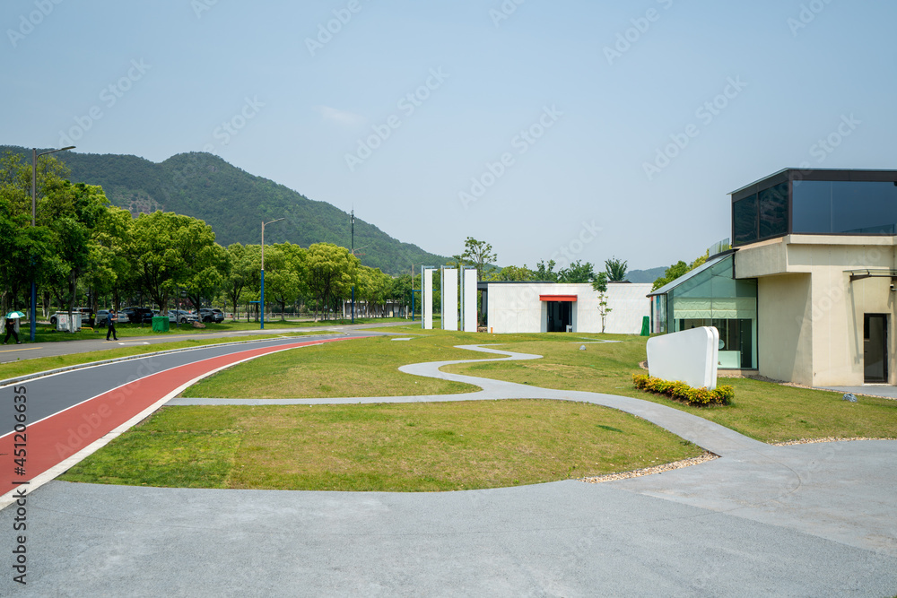 Fototapeta premium Resort on the lakeside lawn