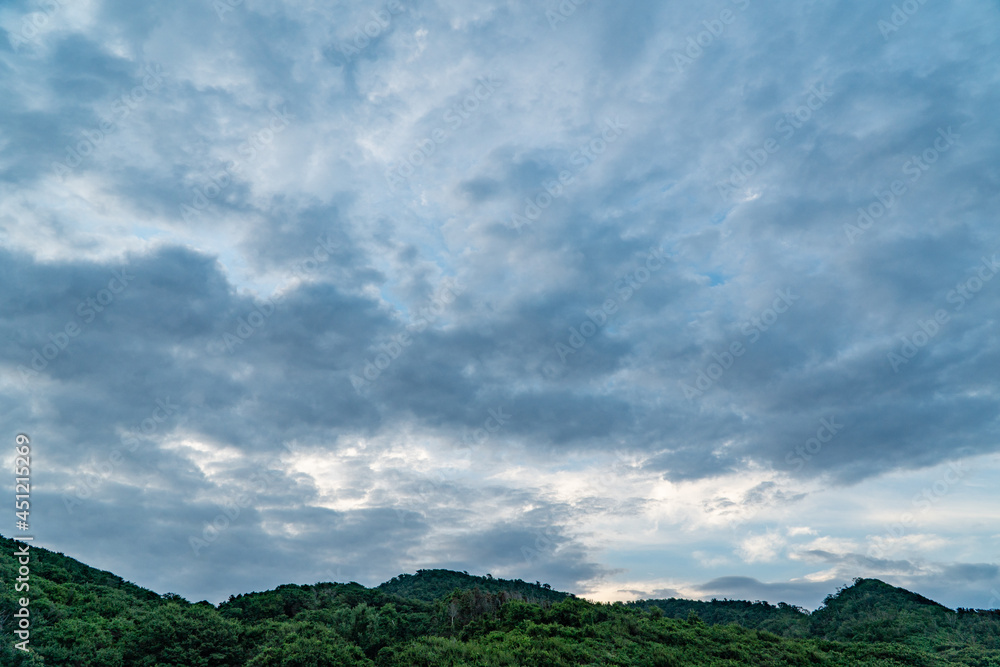 緑と雲 緑と雲