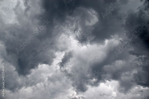 Fotografie, Obraz Storm hurricane blue leaden torn clouds on the horizon