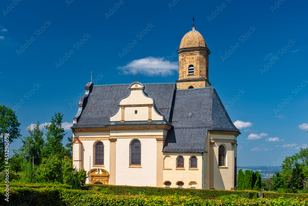 Die Wallfahrtskirche St. Maria auf dem Hohenrechberg bei Schwäbisch Gmünd, Baden-Württemberg