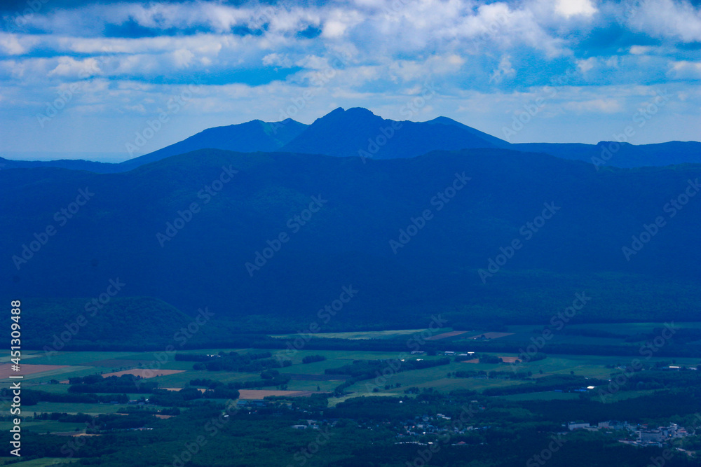 北海道の夏藻琴山山頂からの摩周岳遠景stock Photo Adobe Stock