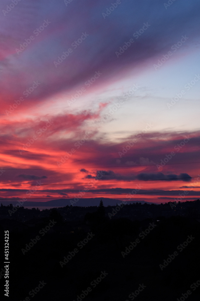 Obraz premium sunset over the city