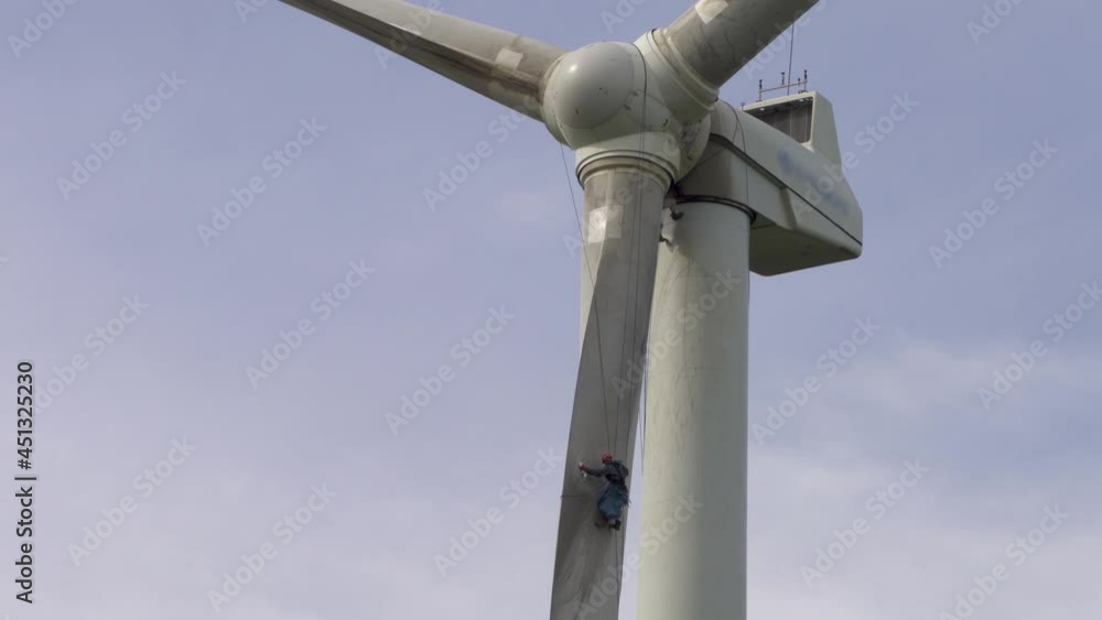 Wind power generator blade repair, Wind power generator maintenance. Yeongdeok-gun, Korea.
풍력발전기 수리, 풍력발전기 청소, 풍력발전기 유지보수. Wind power generator blade repair, Wind power generator maintenance. Yeongdeok-gun, Korea.
풍력발전기 수리, 풍력발전기 청소, 풍력발전기 유지보수.