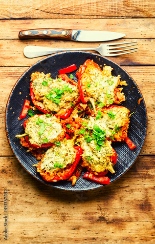 Baked stuffed red bell peppers