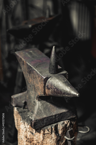 blacksmith anvil and hammer