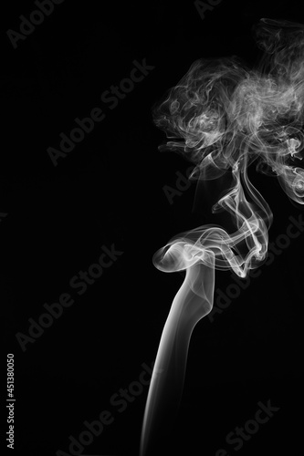 movement of smoke on black background, smoke background, abstract smoke on black background