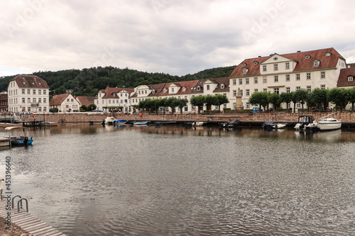 Fototapete Bad Karlshafen; Blick über den Barockhafen