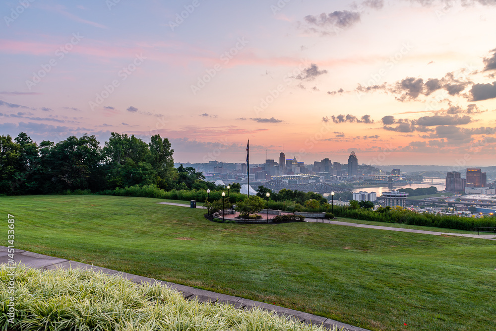 Sunrise over Cincinnati from Devou Park