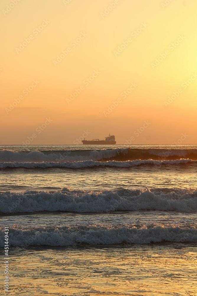 Fototapeta premium sunset on the sea