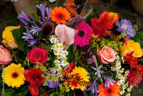 Fototapeta Naklejka Na Ścianę i Meble -  Colorful natural flowers bouquet