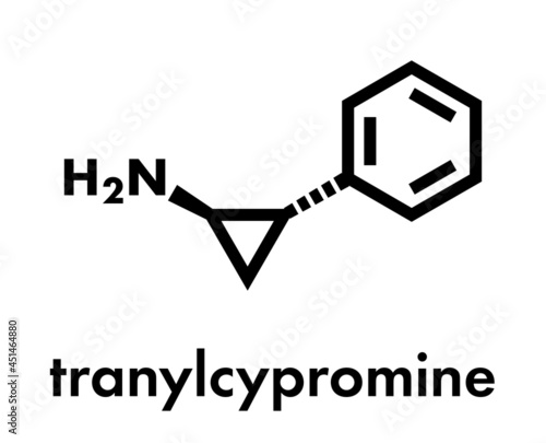 Tranylcypromine antidepressant and anxiolytic drug molecule. Irreversible inhibitor of the enzyme monoamine oxidase (MAO). Skeletal formula.