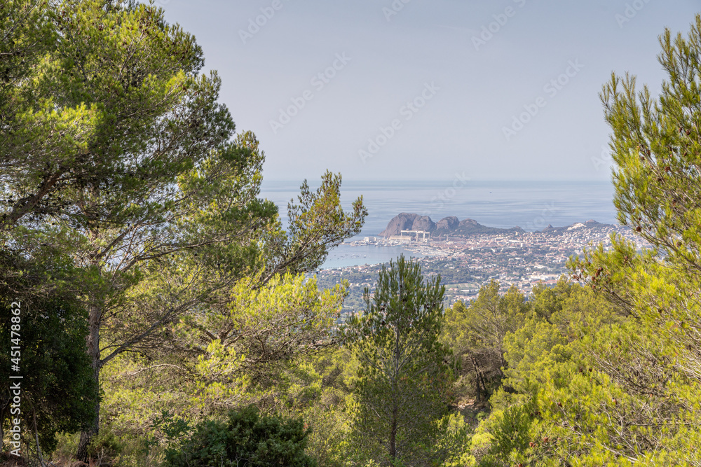 Baie de La Ciotat, Bouches-du-Rhône Baie de La Ciotat, Bouches-du-Rhône