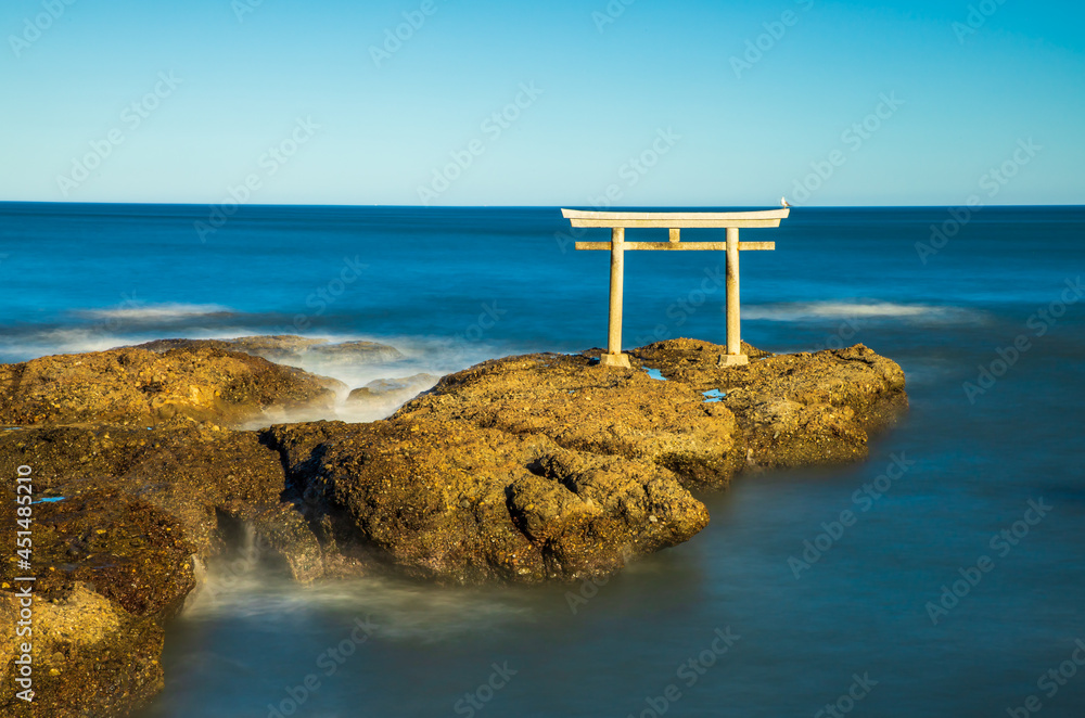 茨城県 大洗海岸・神磯の鳥居 茨城県 大洗海岸・神磯の鳥居