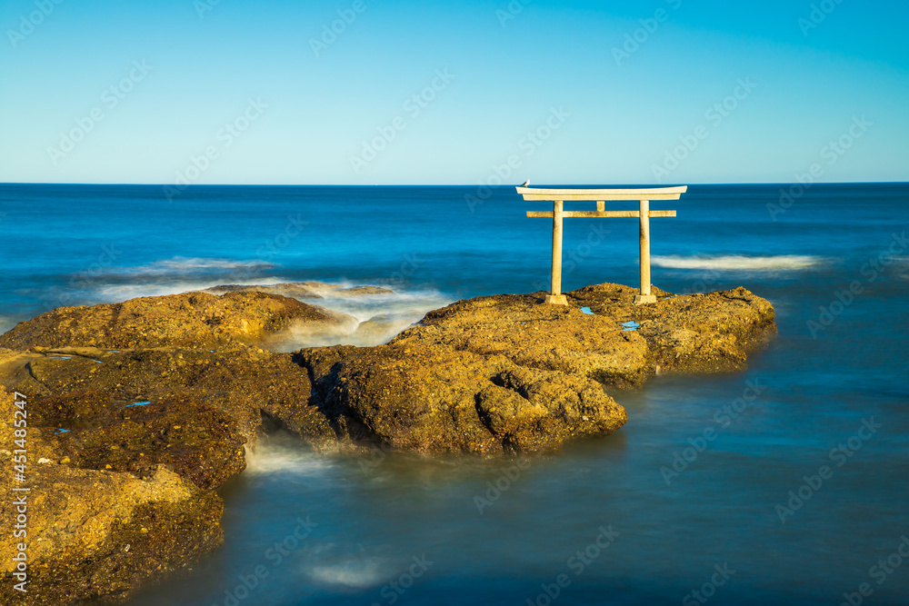 茨城県 大洗海岸・神磯の鳥居 茨城県 大洗海岸・神磯の鳥居