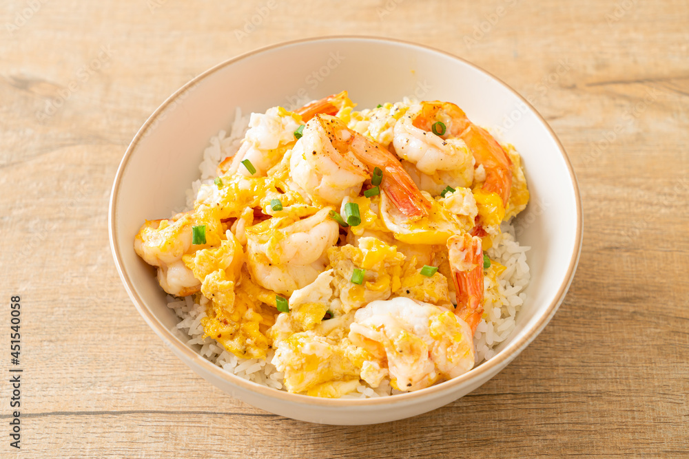 creamy omelet with shrimps rice bowl creamy omelet with shrimps rice bowl