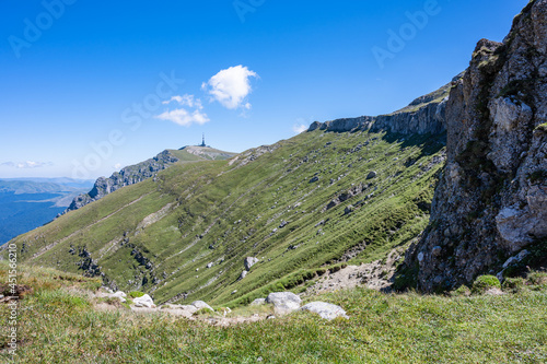 Obraz na płótnie Landscape in the Romanian Carpathian mountains w salonie