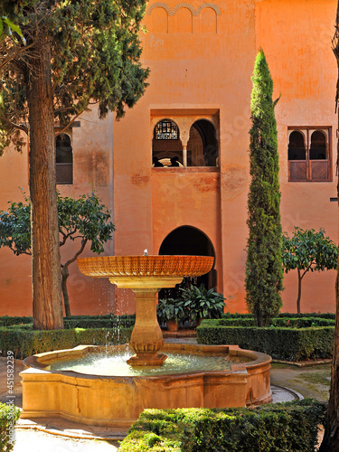Jardines de Daraxa en la Alhambra de Granada, Andalucía, España. Jardín de los Naranjos y de los Mármoles. photo