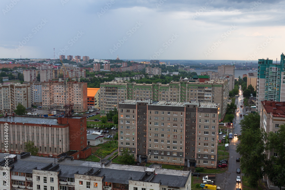 city ​​streets in russia at dawn