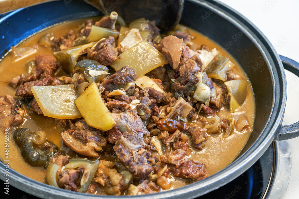 A delicious Chinese dish, braised turtle in fragrant sauce