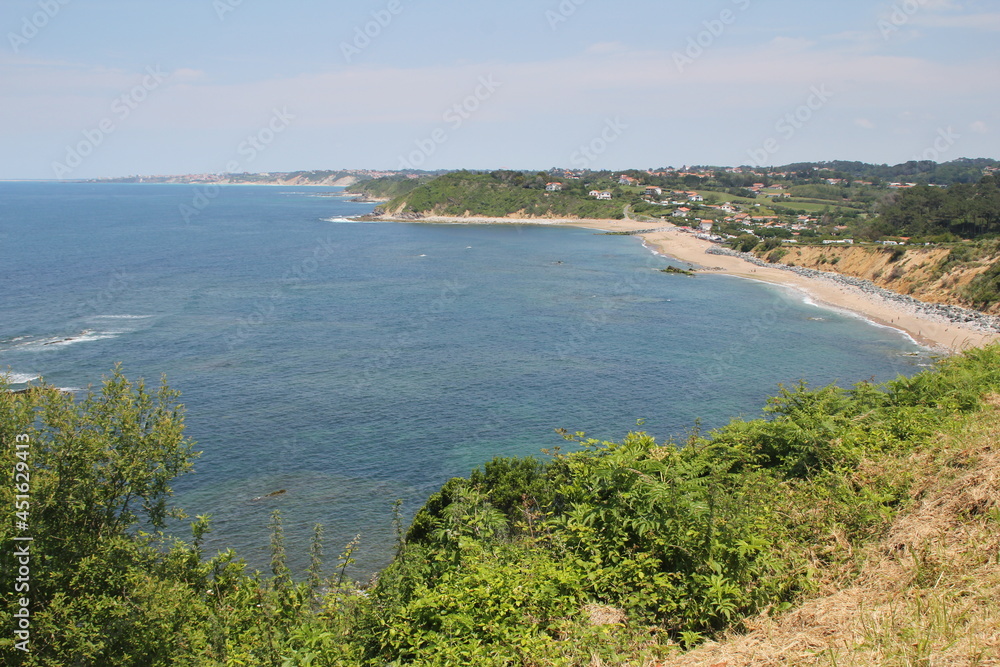 Sentier du littoral entre Saint Jean de Luz et Guéthary, pays Basque Stock  Photo | Adobe Stock