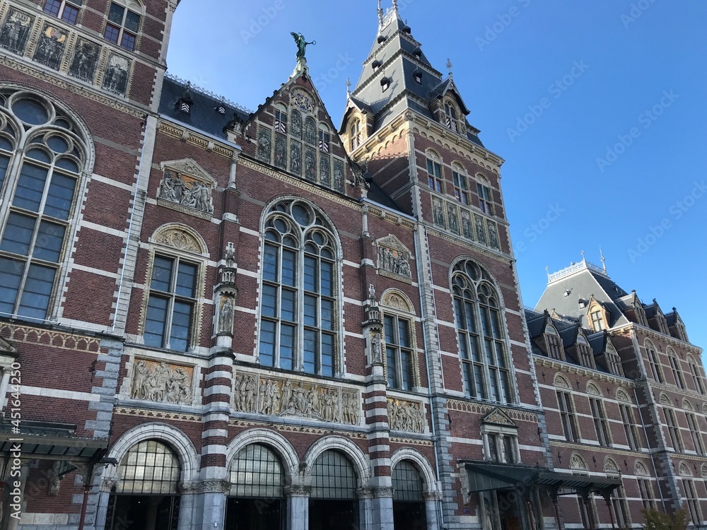 Dutch Edifice