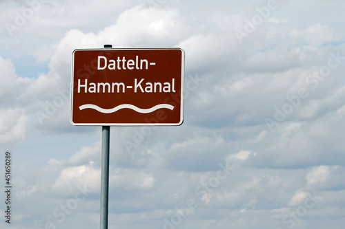 Quadro su tela bridges at the hamm marina