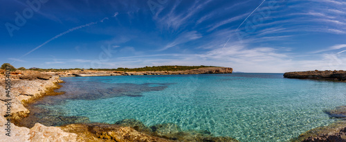 Fototapeta Naklejka Na Ścianę i Meble -  Sea bay on the island of Mallorca Spain