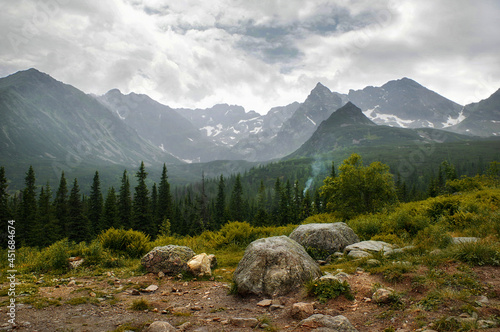 Fototapeta Naklejka Na Ścianę i Meble -  Tatry Hala gąsienicowa