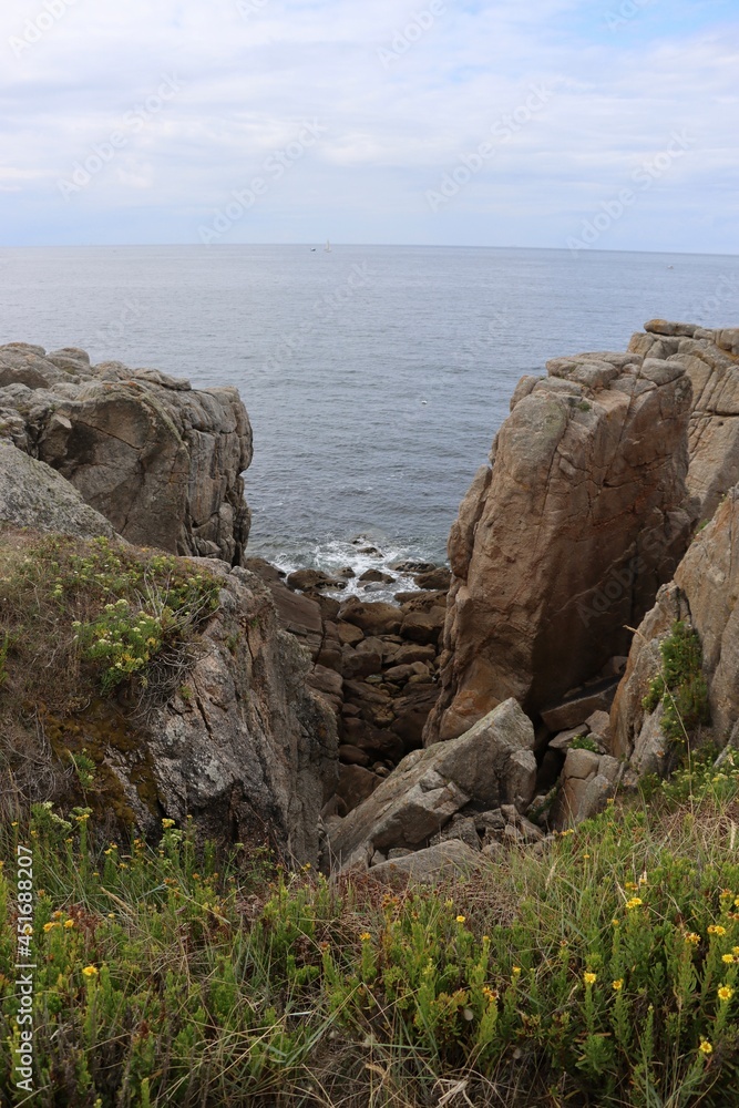 cliffs of the wild coast of Le Croisic 