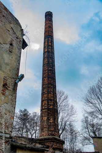 budynki dawnego młyna w bieńczyach  photo