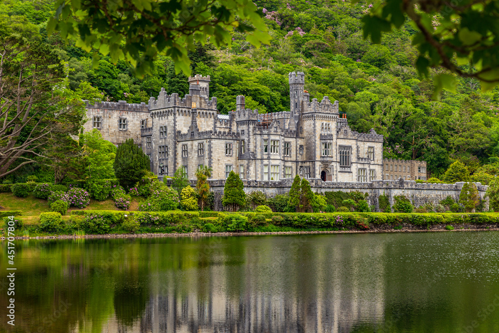 REPUBLIC OF IRELAND-COUNTY GALWAY-KYLEMORE ABBEY