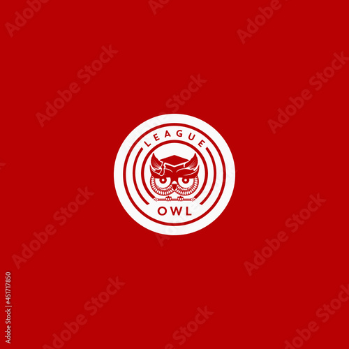 OWL emlem logo , simple. clean, modern design inspiration