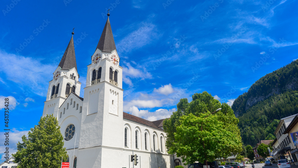 Neue Pfarrkirche Götzis im Bezirk Feldkirch in Vorarlberg Neue Pfarrkirche Götzis im Bezirk Feldkirch in Vorarlberg