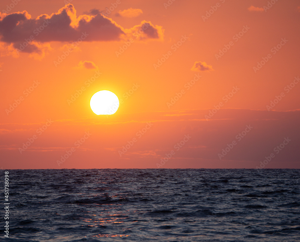 Niebo zachód słońca morze