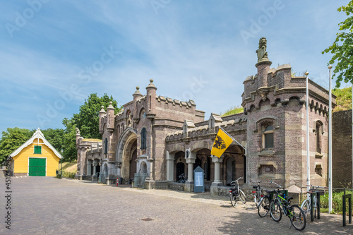 De Utrechtse Poort is een stadspoort in de vestingstad Naarden-Vesting, Noord-Holland Province, The Netherlands photo