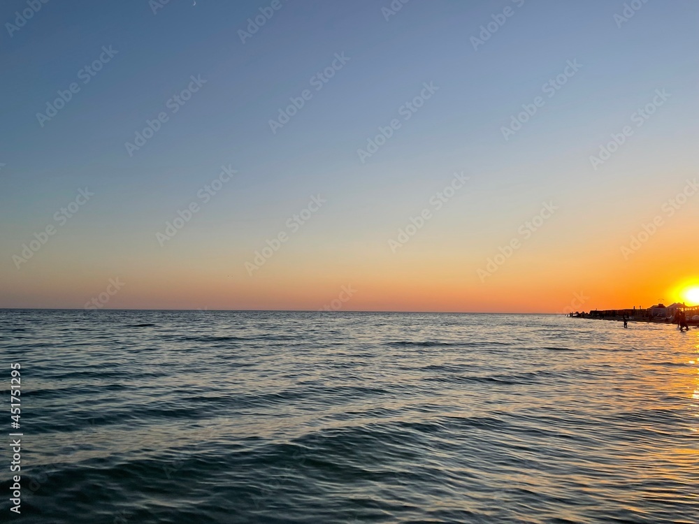 sea horizon beautiful sunset