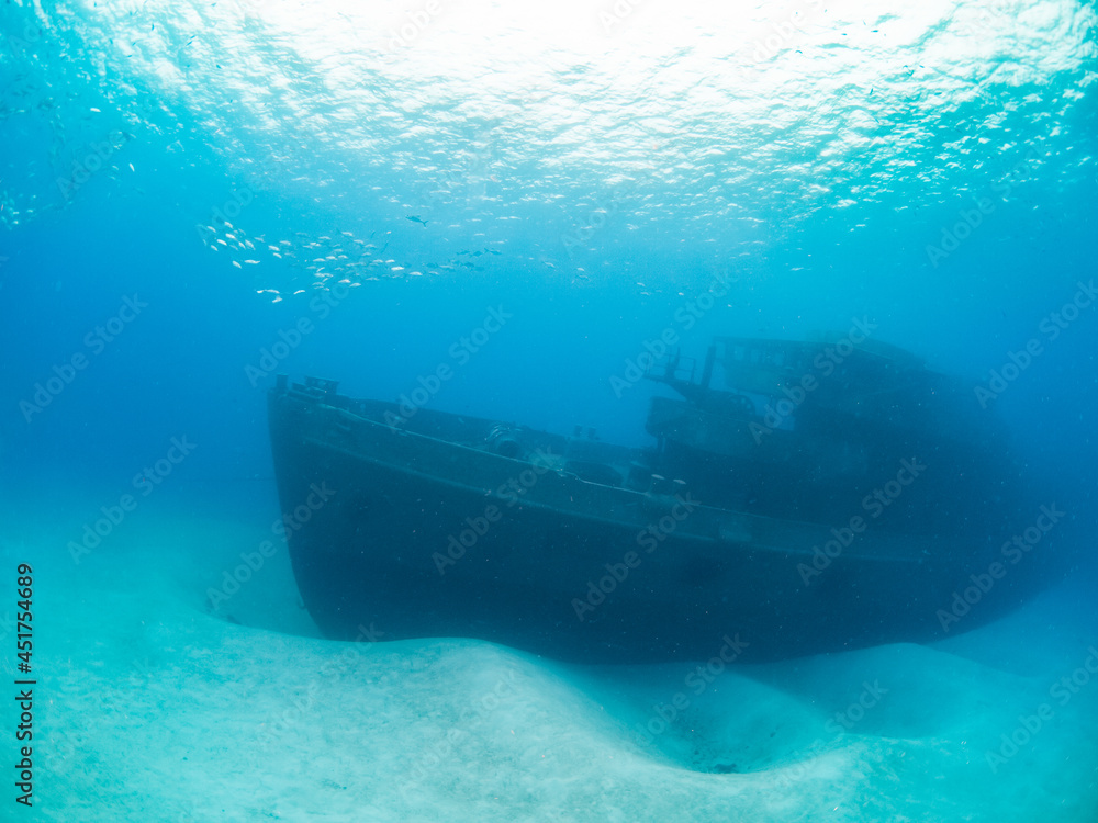 The USS Kittiwake shipwreck in 2012 (Grand Cayman, Cayman Islands) The USS Kittiwake shipwreck in 2012 (Grand Cayman, Cayman Islands)