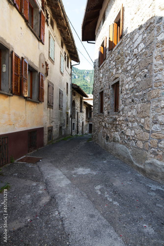 Antico borgo del nord Italia