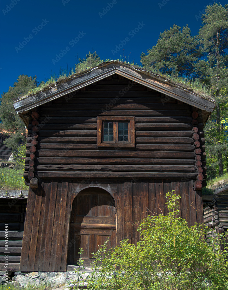 Maison rurale traditionnelle scandinave à Oslo, Norvège Maison rurale traditionnelle scandinave à Oslo, Norvège