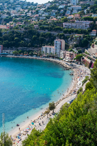 Côte méditerranéenne entre La Turbie et Nice sur la Côte d'Azur en France.