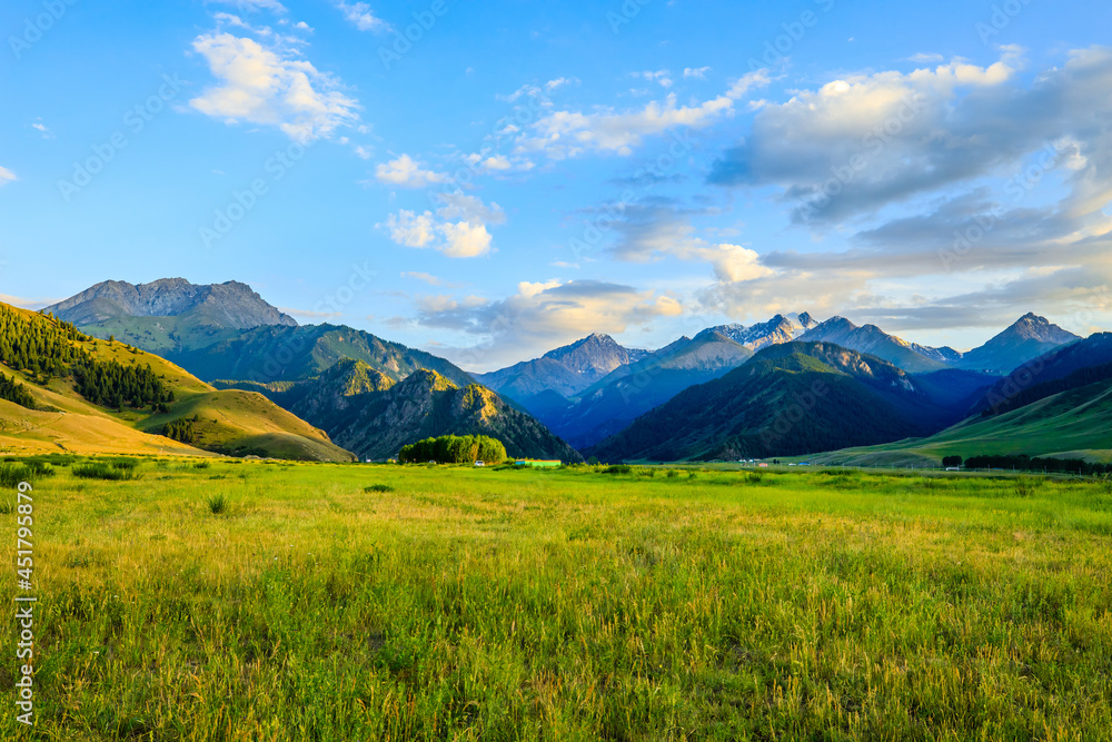 Obraz premium Magnificent mountain and green grassland in Xiata Scenic Area,Xinjiang,China.