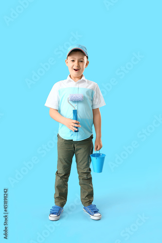Little painter with roller ...