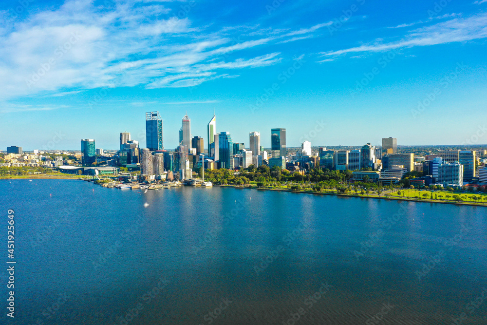 Obraz premium オーストラリアのパースをドローンで撮影した空撮写真 Aerial photo of Perth, Australia taken by drone.