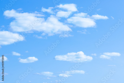Fototapeta Naklejka Na Ścianę i Meble -  Blue sky with white clouds