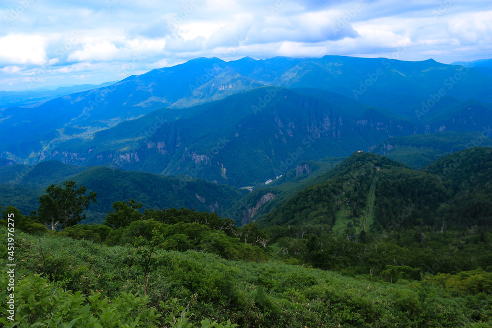 北海道の夏　大雪山　黒岳から　層雲峡の眺め