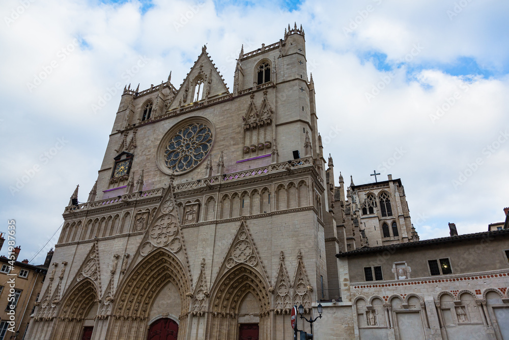 フランス　リヨンのサン・ジャン大教会