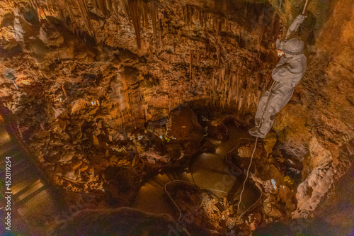 Mira de Aire Caves tour, in Porto de Ms, Leiria